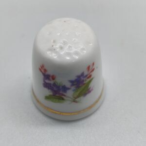 VINTAGE FINE BONE CHINA ASHLEYDALE AUNTY THIMBLE ENGLAND Flowers